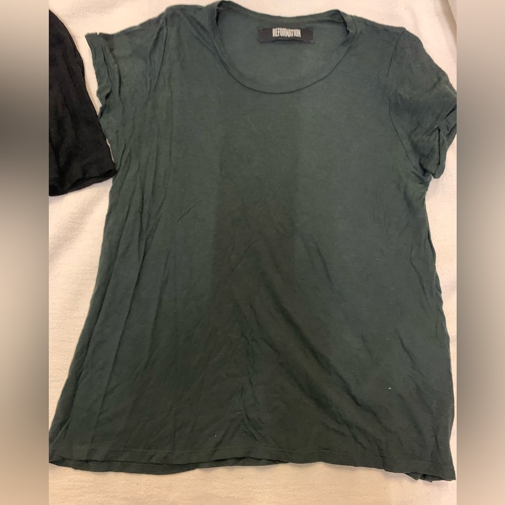 Reformation t shirt 👚 (2pieces ) - Picture 4 of 5